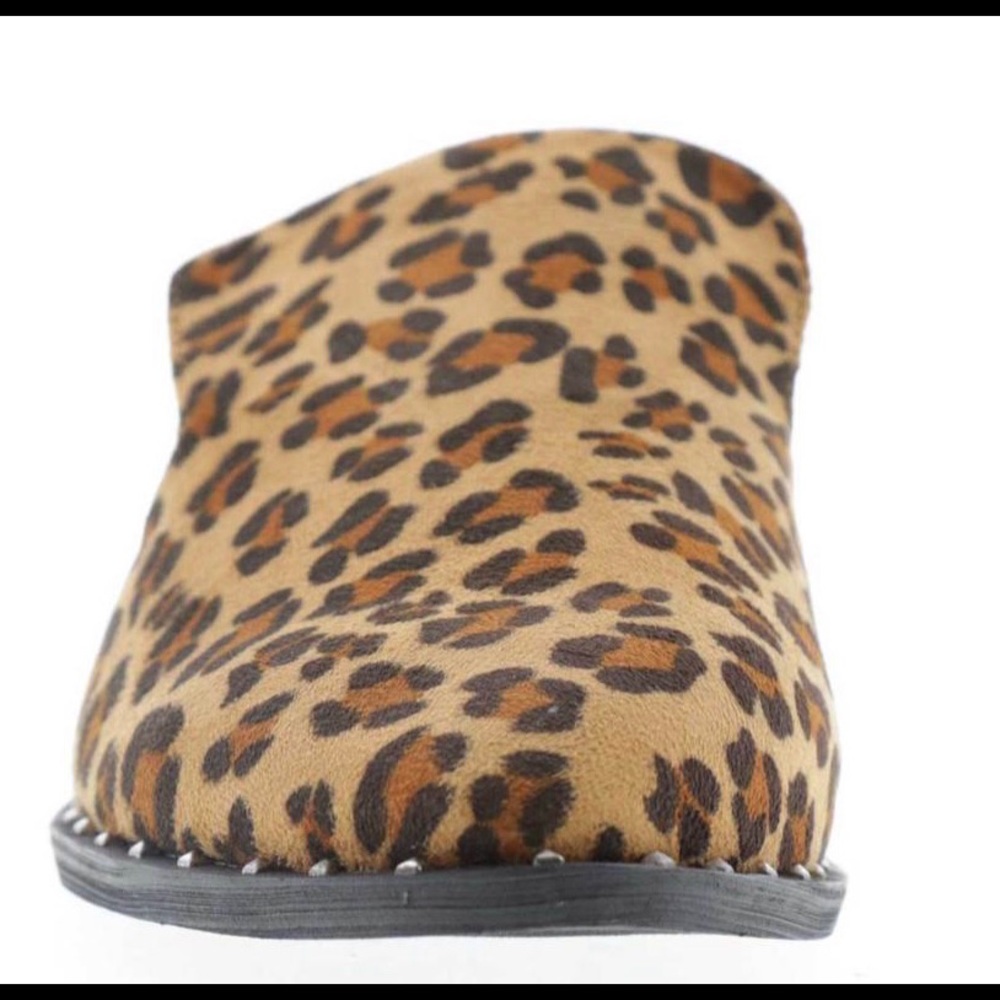 Very Volatile - Size 9